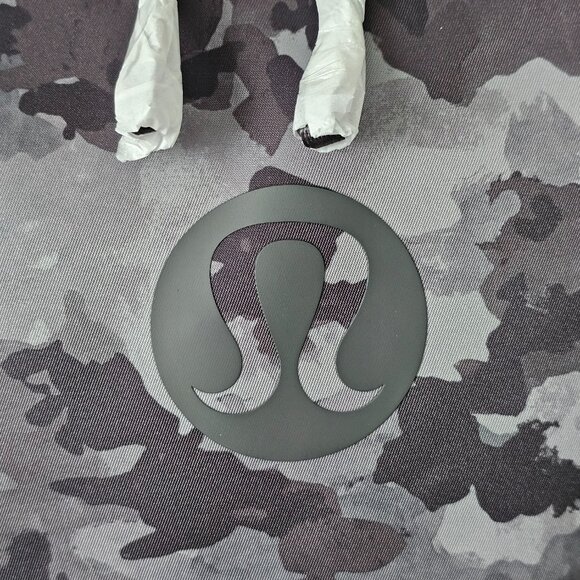 NWT LULULEMON TCA6 Grey Camo Lightweight New Crew Backpack OS Updated - Picture 6 of 13